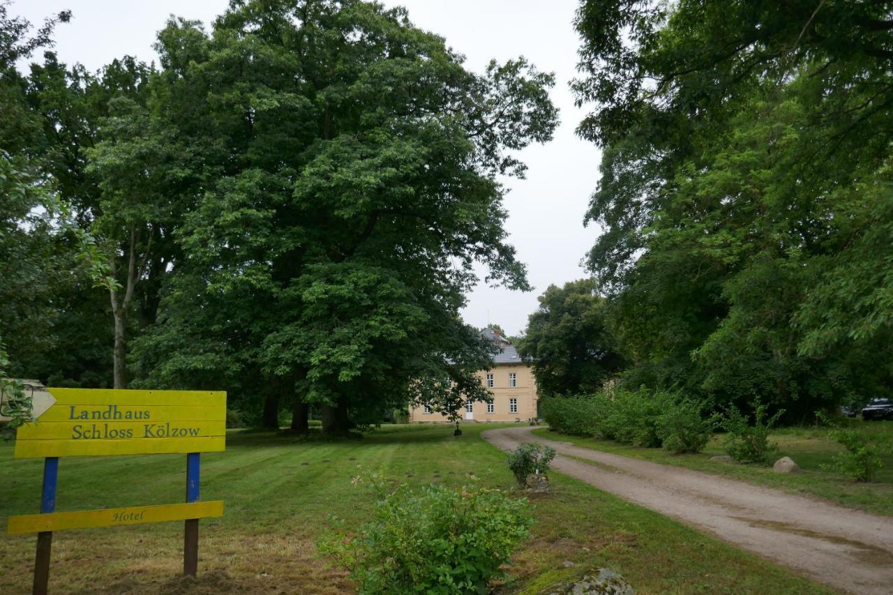 Kolzow Landhaus Schloss Koelzow מראה חיצוני תמונה