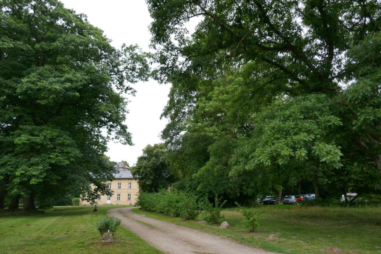 Kolzow Landhaus Schloss Koelzow מראה חיצוני תמונה