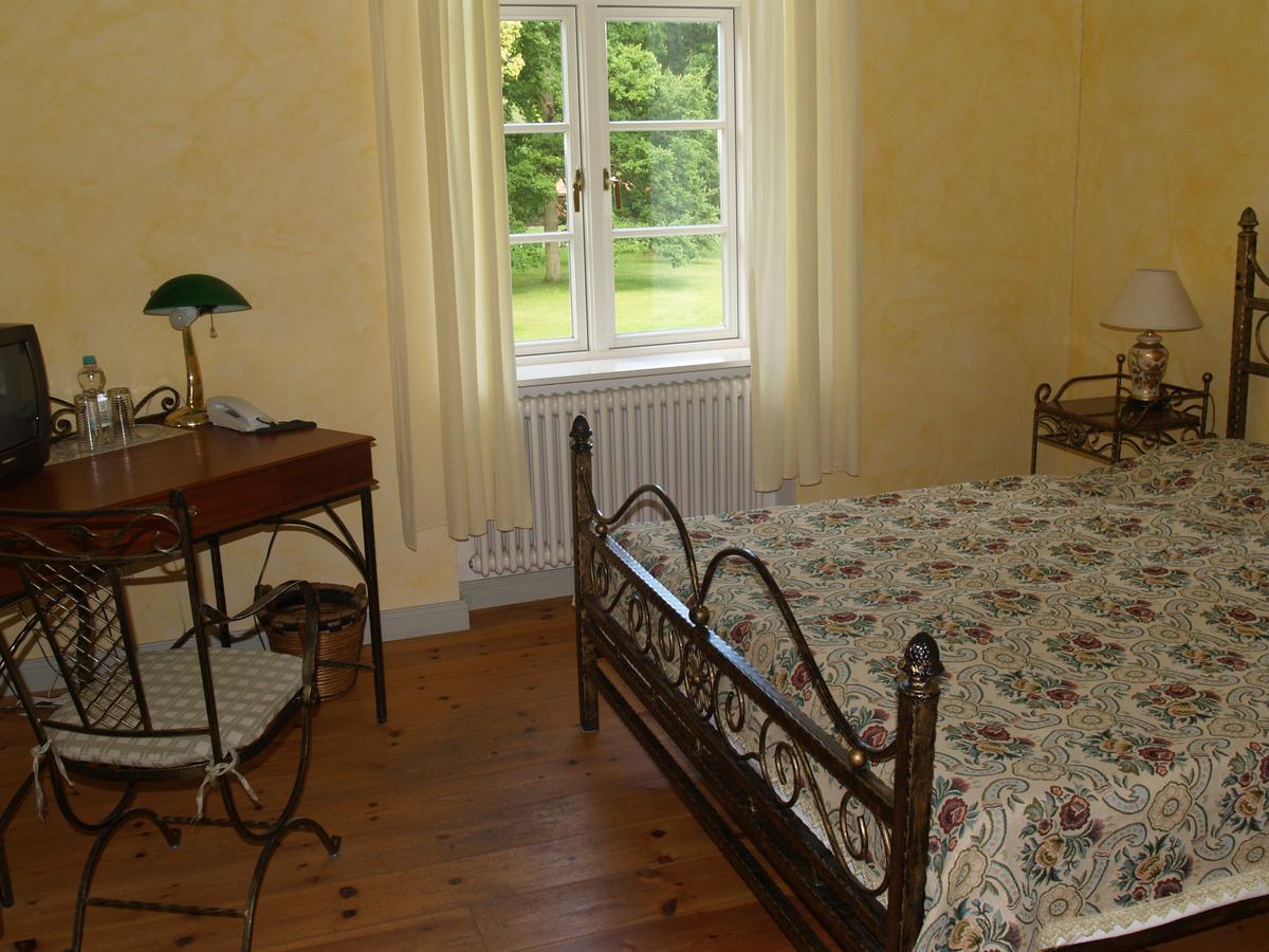 Kolzow Landhaus Schloss Koelzow מראה חיצוני תמונה